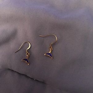 Gold Dangle Fin Earrings with Blue Stones
